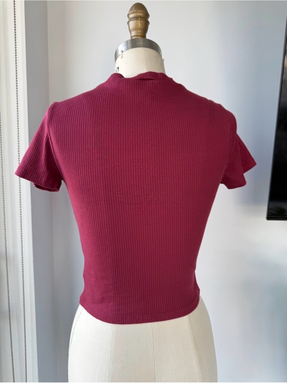 H&M Ribbed Short-Sleeve Tee - Picture 2 of 4